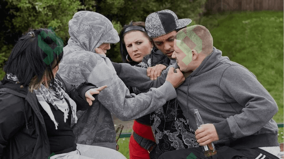 Deviant xulq-ijtimoiy pedagogik muammo sifatida. Deviatsiya va uning turlari (TAQDIMOT) 3