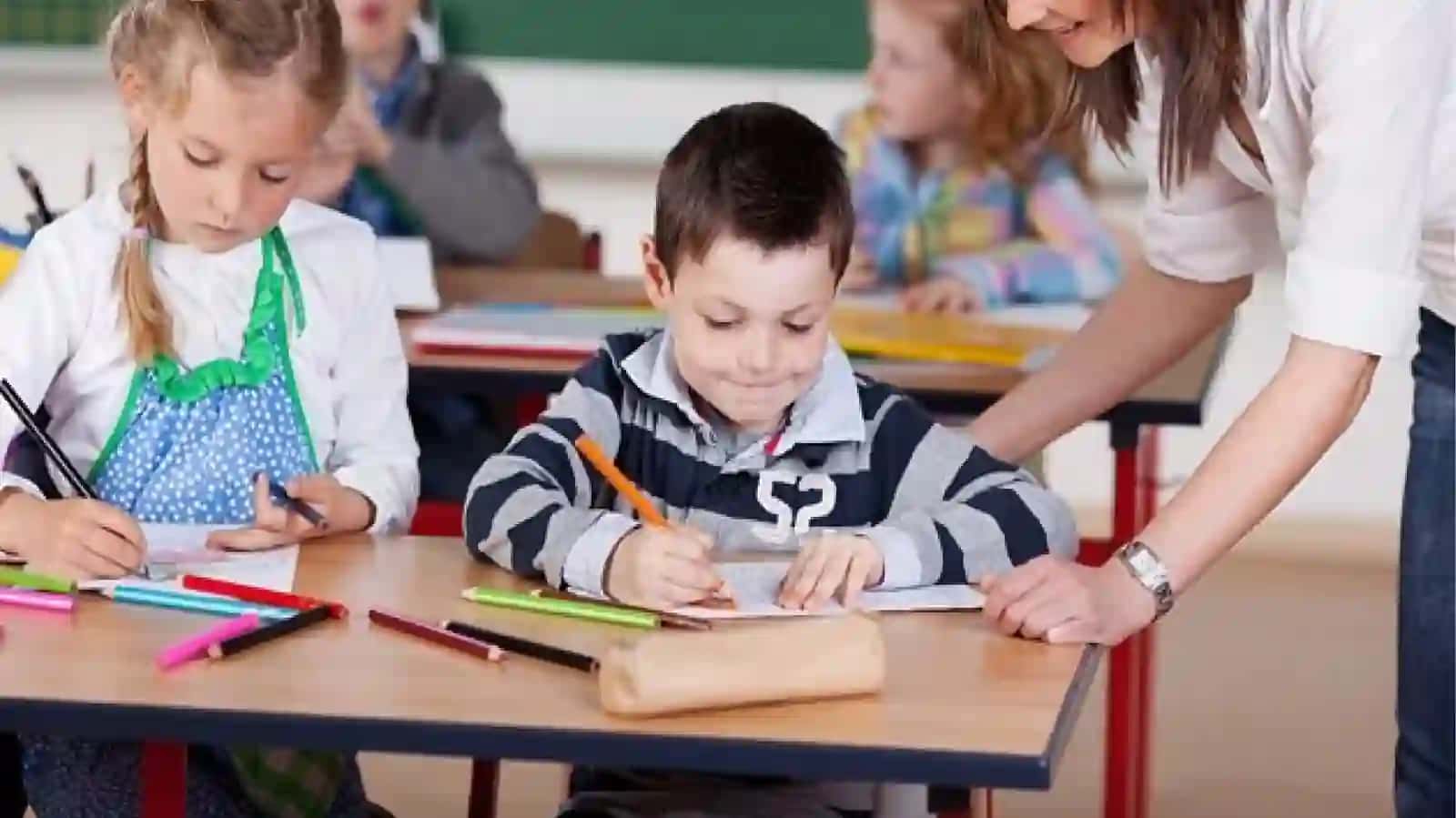 Ikki yoshdagi bolalarning ertaklar orqali axloqiy tarbiya berish 3