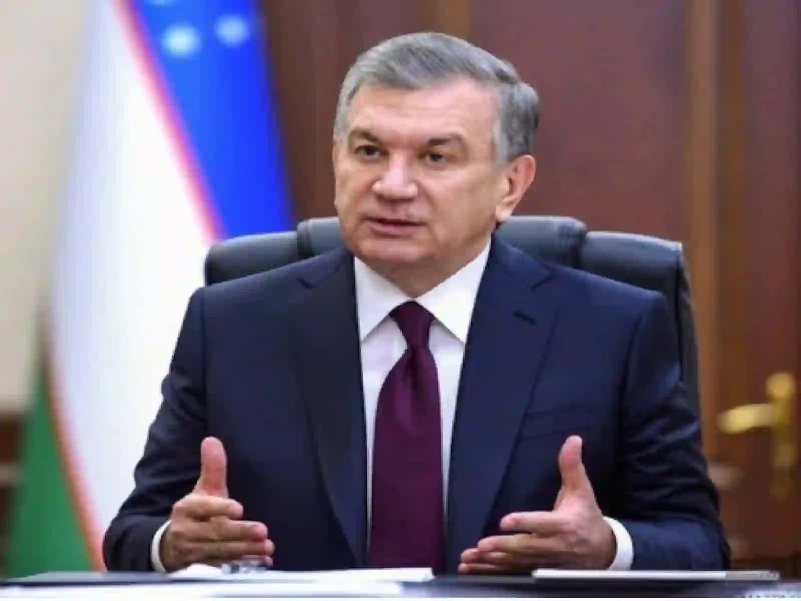 Sh.M.Mirziyoyev-ErkinVaFarovonDemokratikO’zbekistonDavlatiniBirgalikdaBarpoEtamiz 4