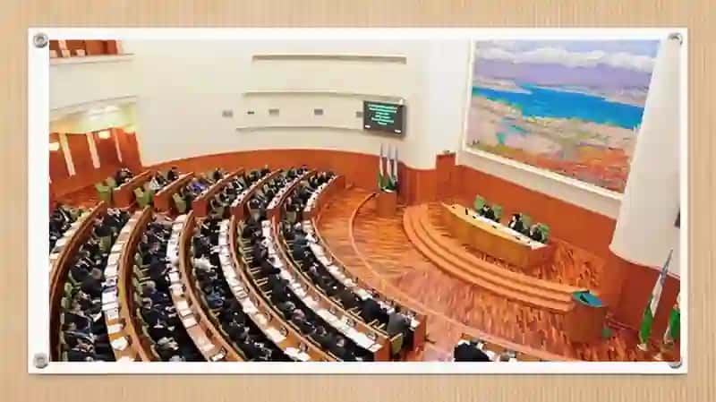 O’zbekistonda demokratik, fuqarolik jamiyati asoslarining shakllanishi, amalga oshirilga 4